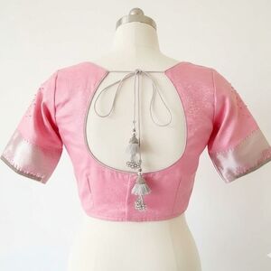 New Elegant Pink Silk blend Saree with blouse with Silver Patterns size M-L